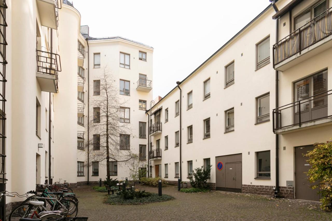 2Ndhomes Loft Apartment With Spa & Balcony By The White Church Helsínquia Exterior foto